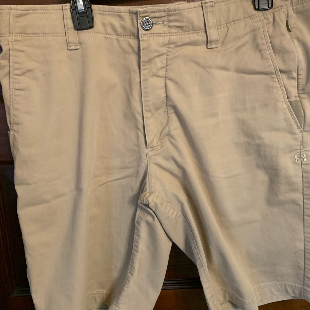 Under Armour Tan Athletic Shorts for Versatile Performance